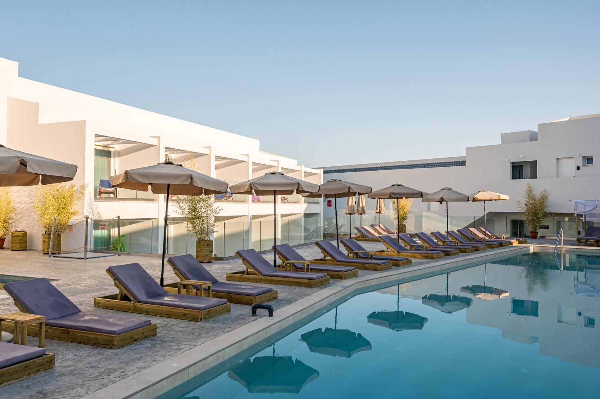 Mirage Bleu Hotel Tragaki Bagian luar foto