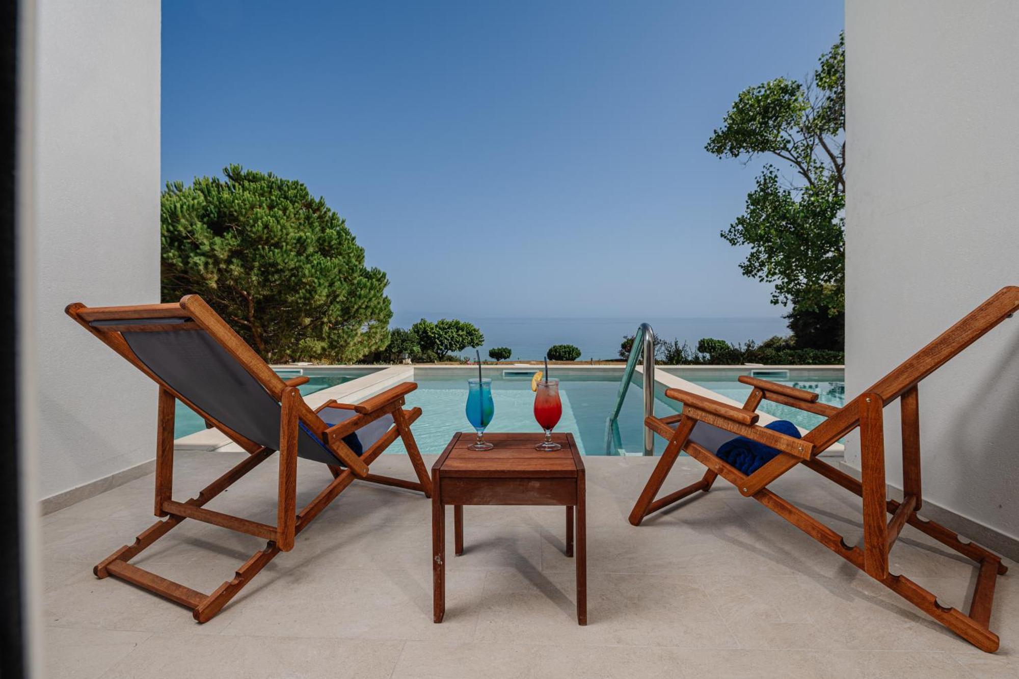 Mirage Bleu Hotel Tragaki Bagian luar foto