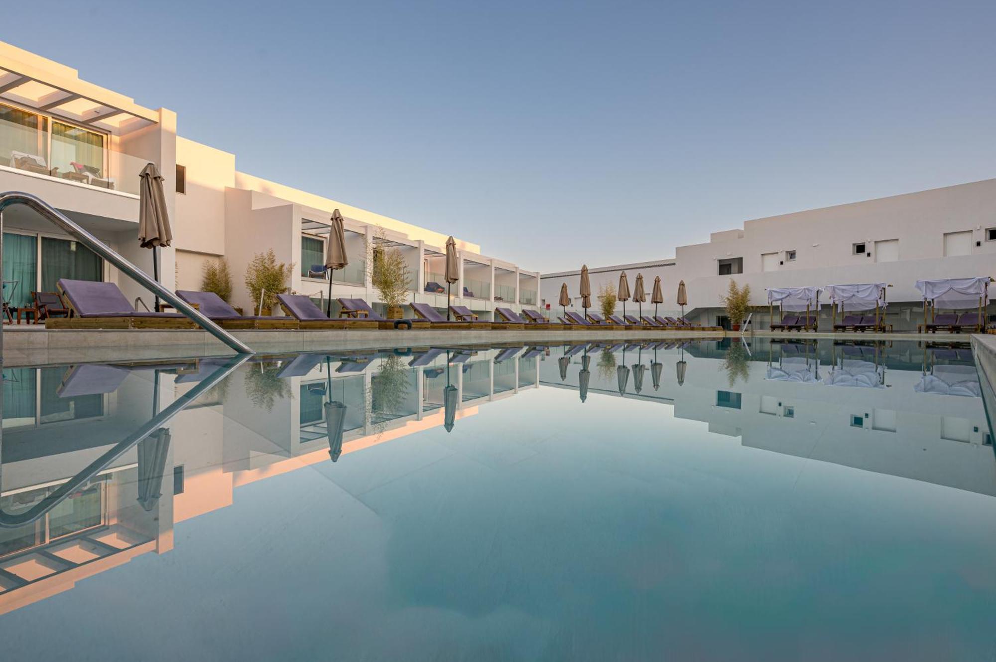 Mirage Bleu Hotel Tragaki Bagian luar foto