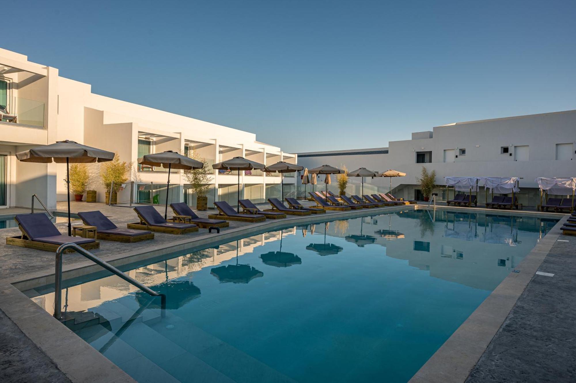 Mirage Bleu Hotel Tragaki Bagian luar foto