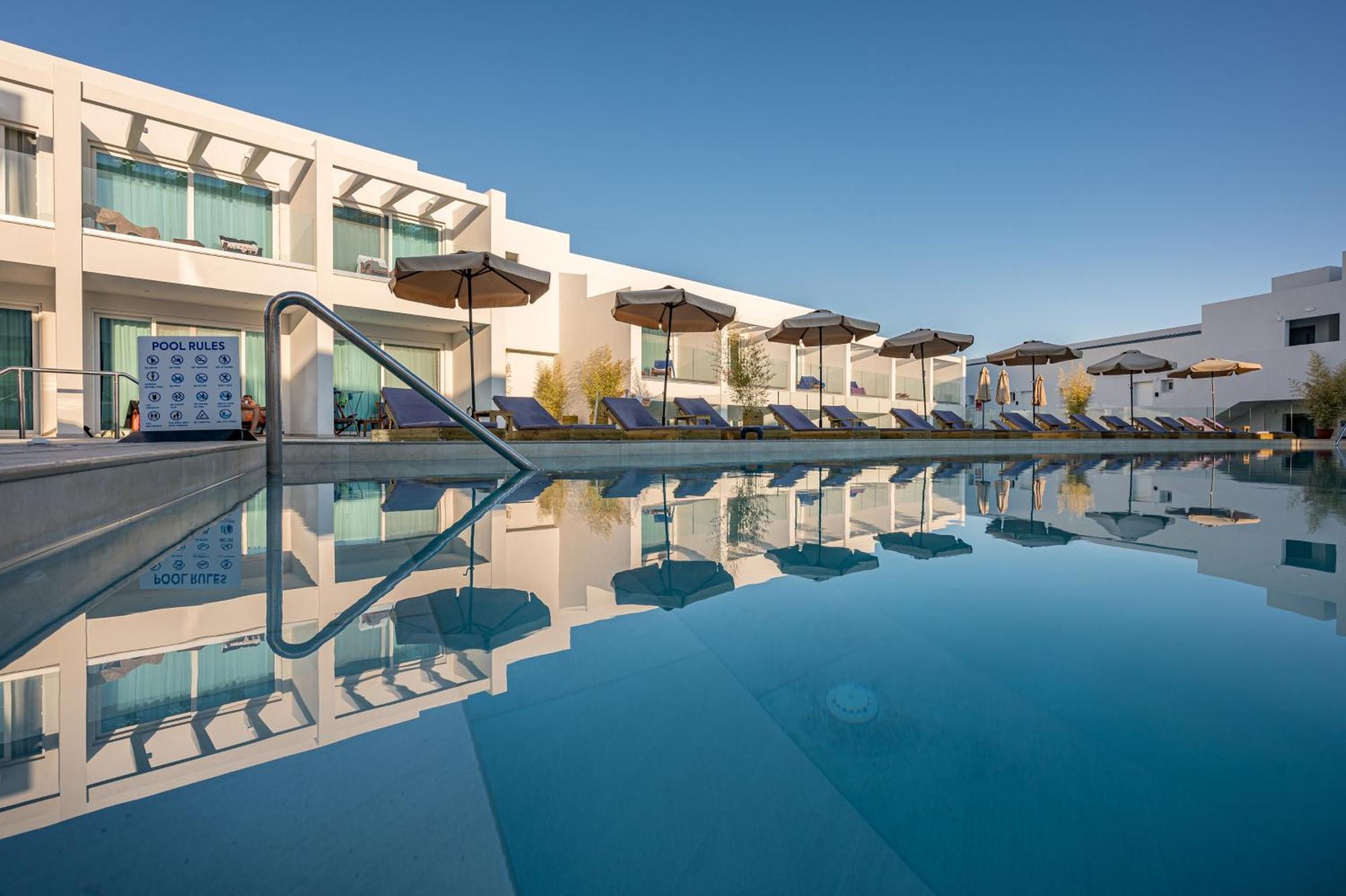 Mirage Bleu Hotel Tragaki Bagian luar foto